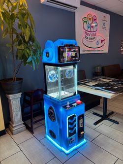 Claw machine