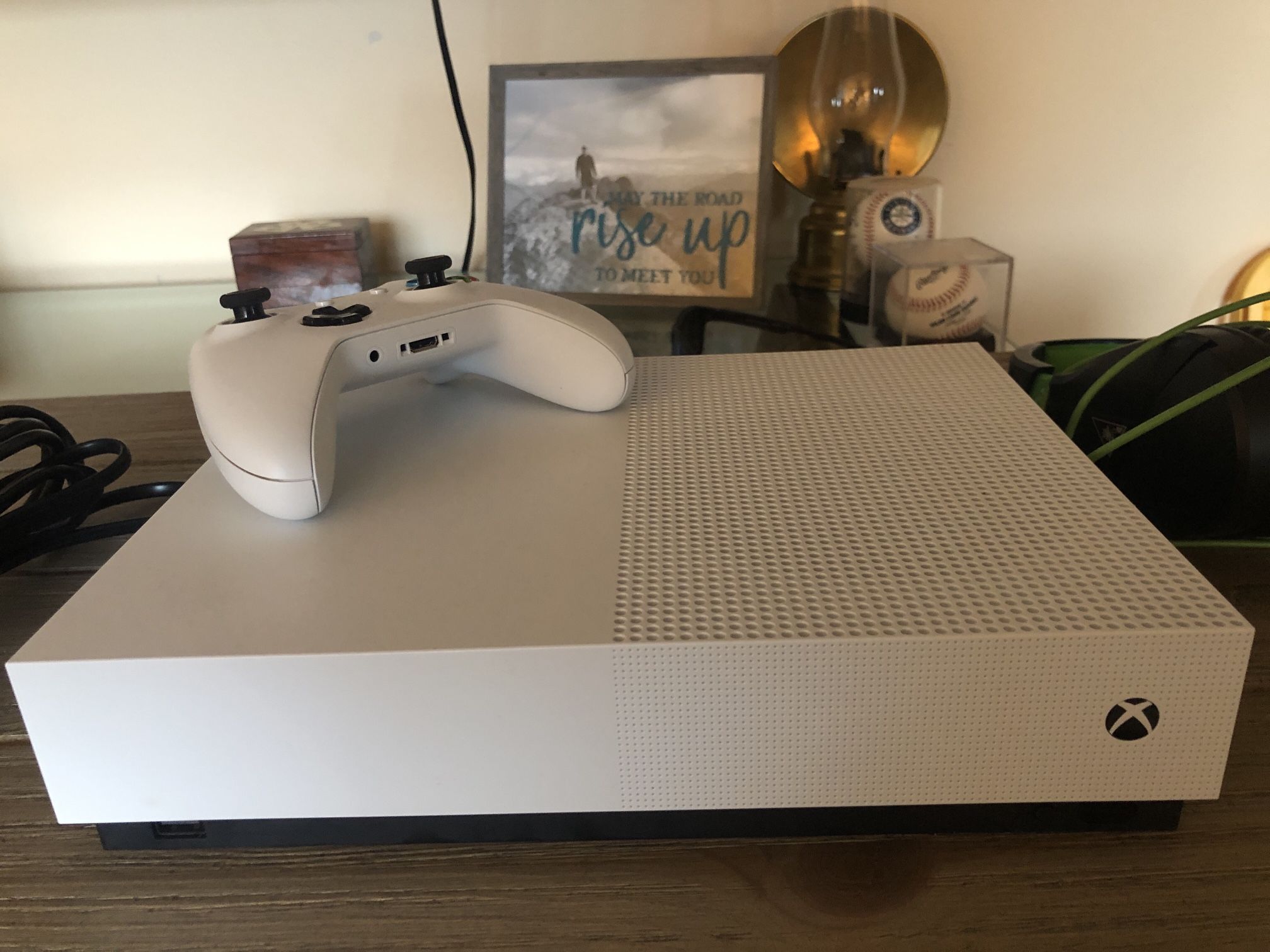 Xbox One All Digital 1TB