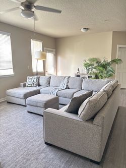 U Sectional