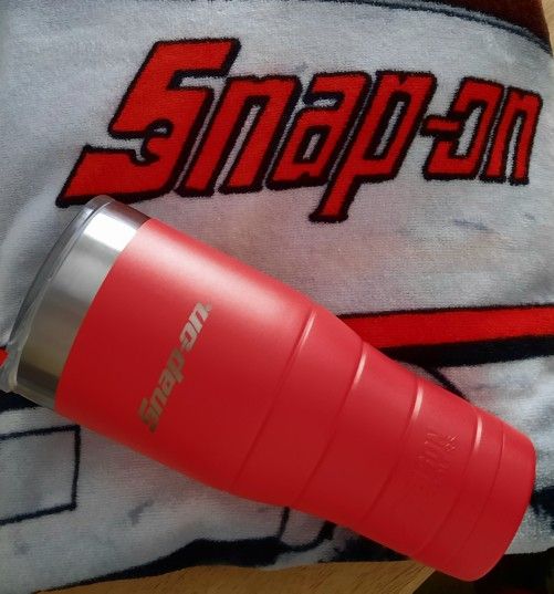 (1) SNAP-ON Red Stainless Steel  32 oz. Travel Tumbler Cup And (1) Beach Towel 