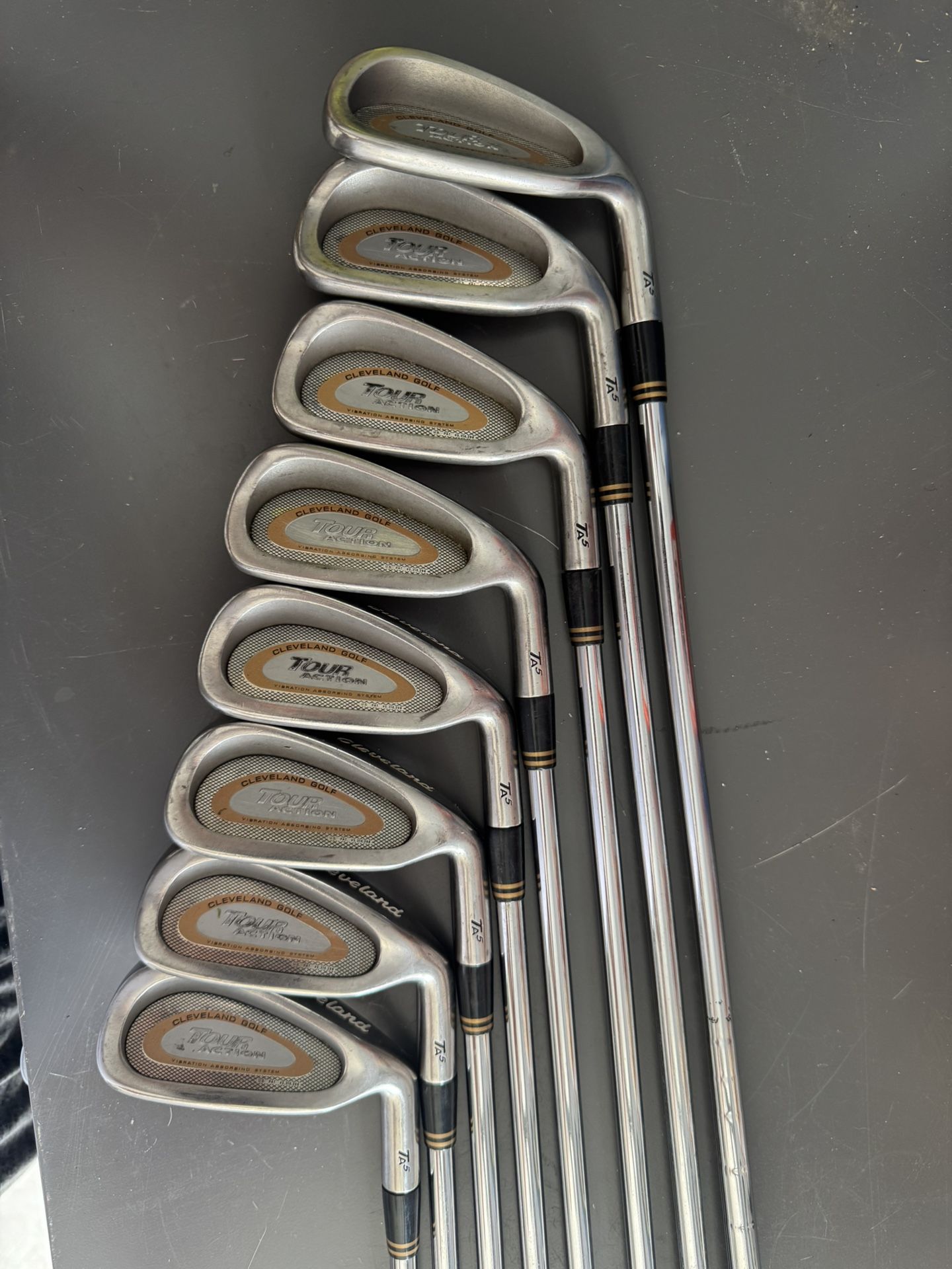 Mens Cleveland Golf Iron Set