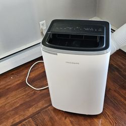 Portable Fridgidaire AC 10K BTU