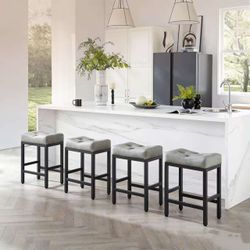 Set of 4 Grey Tufted Counter Stools with Black Metal Base