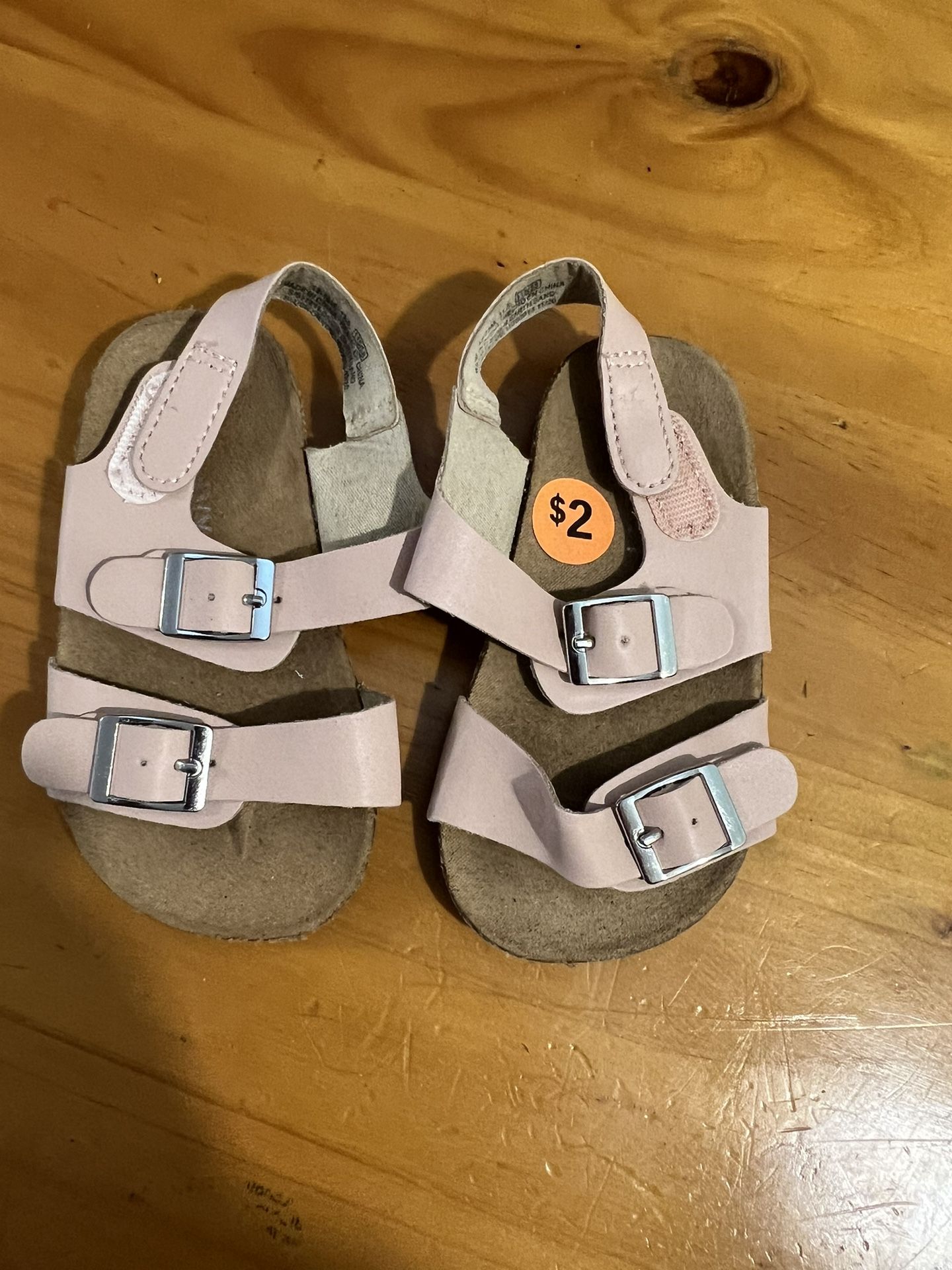 Sandals 12-18M Old Navy
