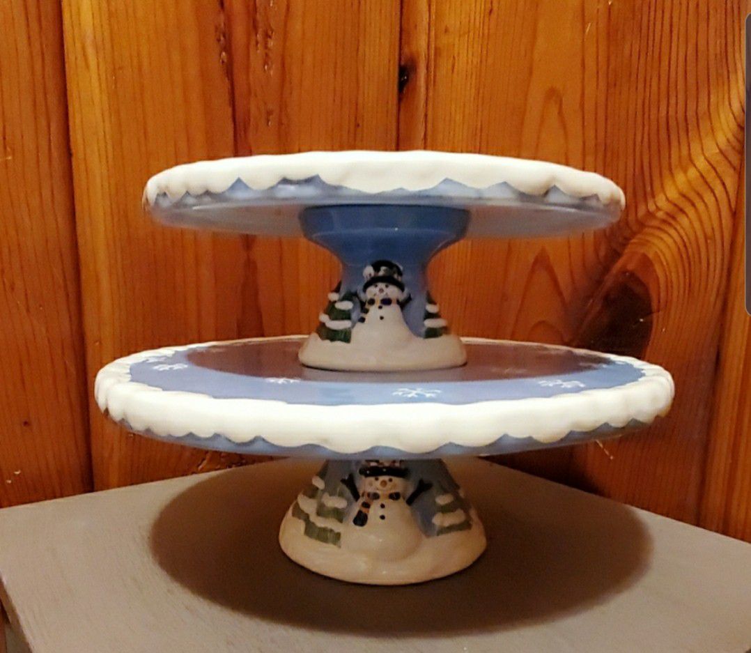 Elements whimsical snowman ceramic 2 tier cake pedestal