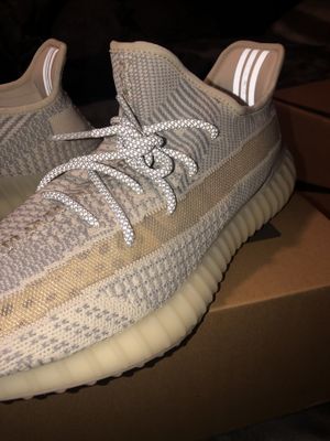 Adidas Adidas Yeezy Boost 350 V2 Lundmark Size 10 New