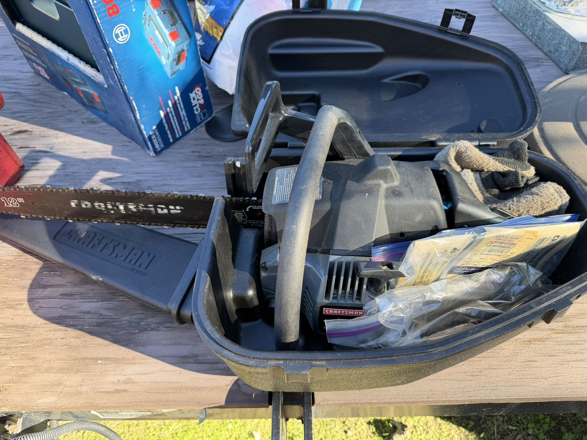 Craftsman 18” Chain Saw With Case
