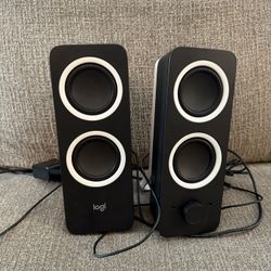 Unused Logitech Computer Speakers