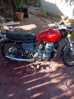 Vintage Honda CB750 Motorcycle Bike