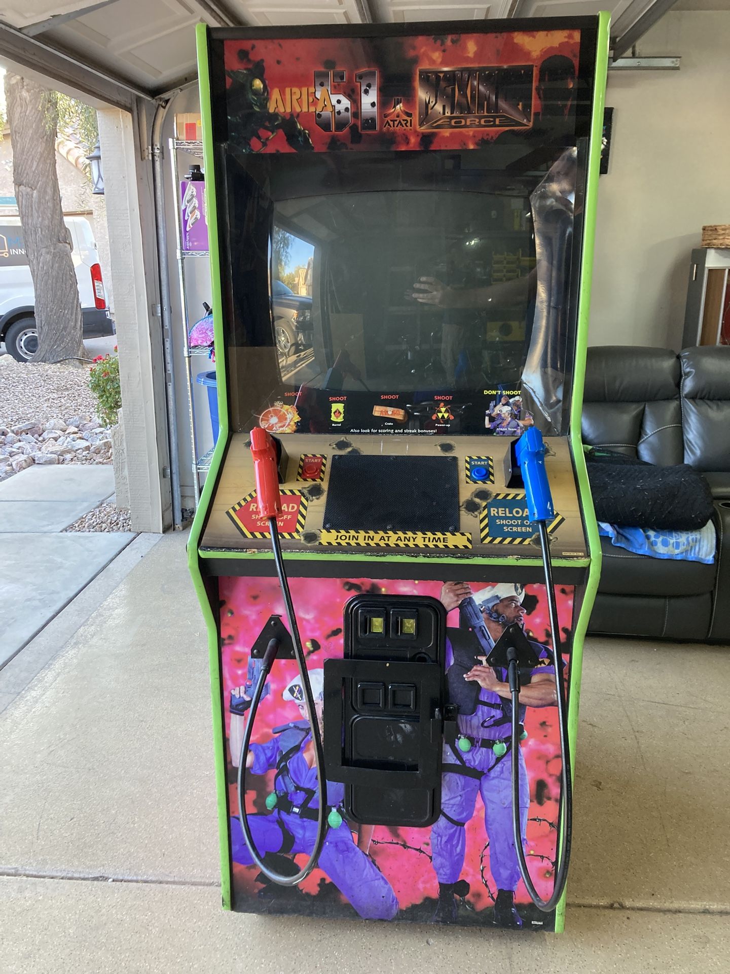 Area 51 / Maximum Force Arcade