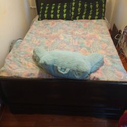 Complete Ashley Sleigh bed Bedroom Set 