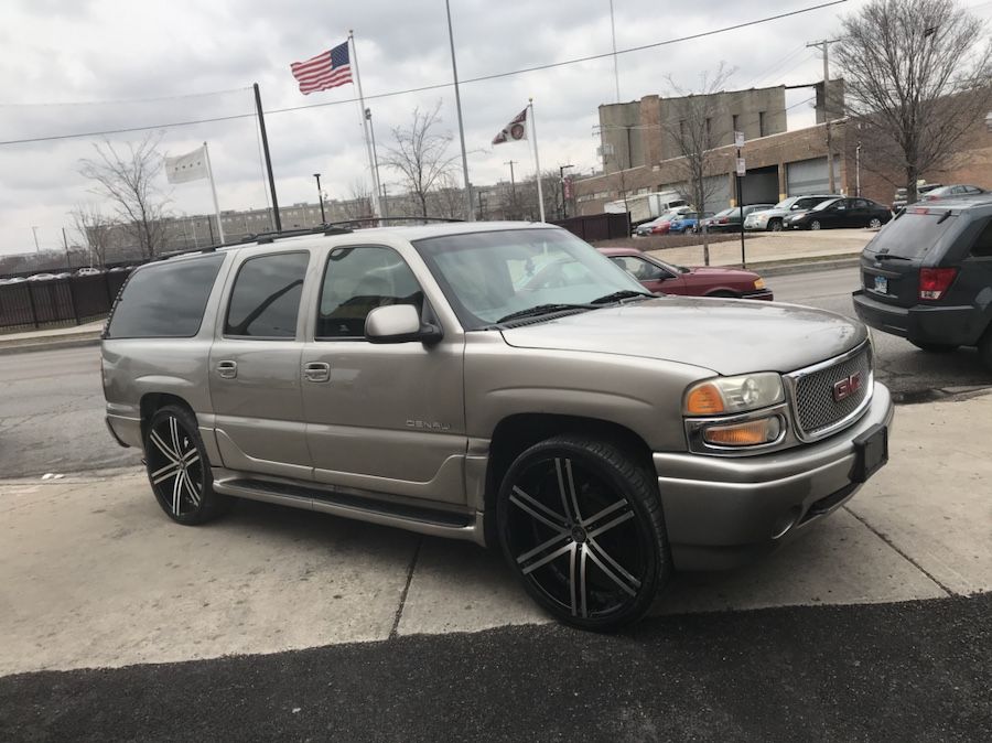 2002 Yukon Denali XL No rust on 26’s!!