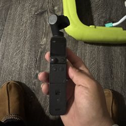 DJI Osmo Handheld Camera 