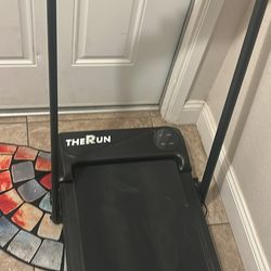 1 folding treadmill  by  therun