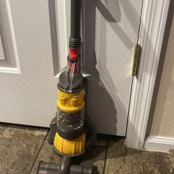 Kids Pretend Dyson Vacuum