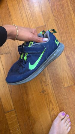 Nike Downshifter 9 RW PSV Running Shoes Boys Youth Size 2Y