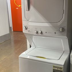 Combo G E stackable Washer dryer