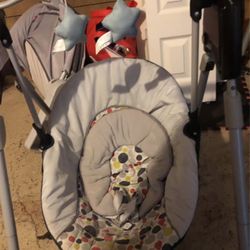 Moving baby Swing 