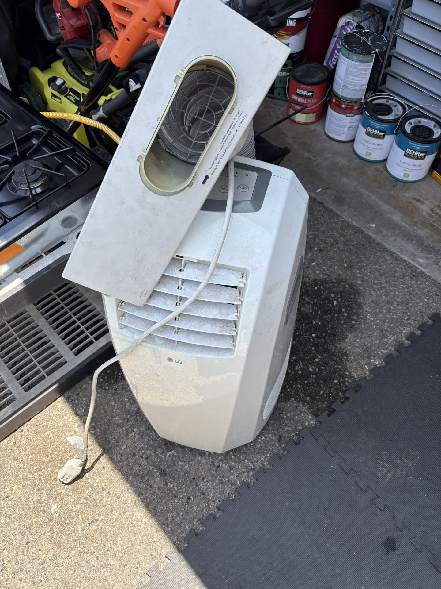 LG Air Conditioner