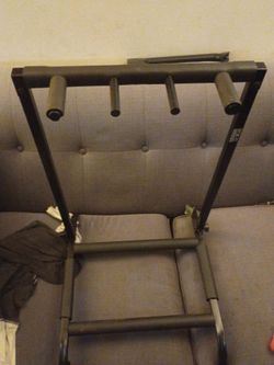 Guitar stand