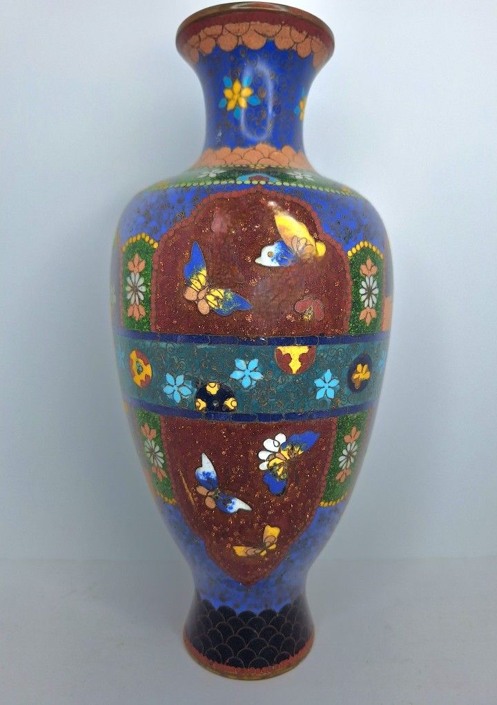 RARE Fine Antique Japanese Cloisonne Vase with Sparkles, Butterflies, and Flowers Unmarked