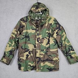 Military Jacket Medium Long Gore-Tex Cold Weather Parka Woodland Camouflage