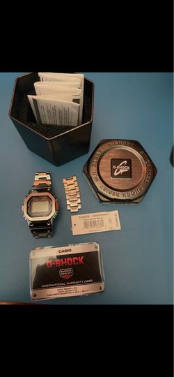 CASIO GMWB5000D-1 Full box and papers, worn twice