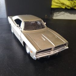 1969 Dodge Charger  R/T Scale 1/25