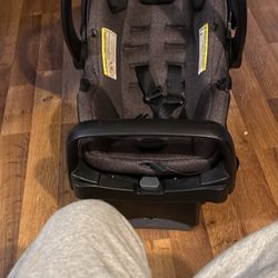 EvenFlo Car seat