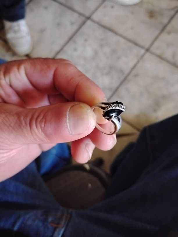 Black Onyx,Diamond Chips,925 Silver Ring