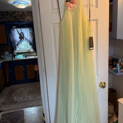 Dress For A Wedding