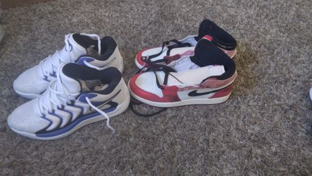 New Nike Shoes  Size7 In Boys 