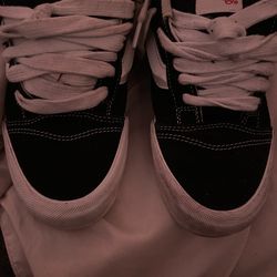 Vans Knu Skool