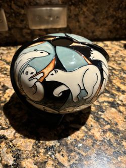 Rare Moore Croft Polar Bear Pottery 
