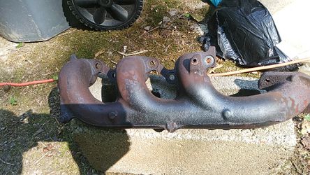 Stock Grand Prix front exhaust manifold