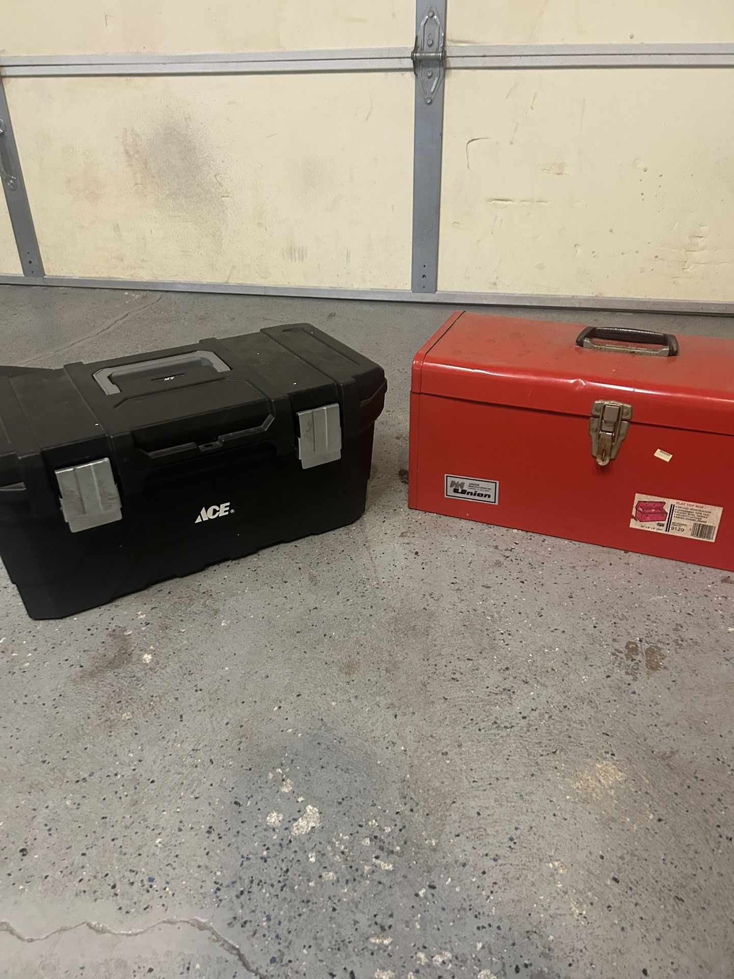 Tool boxes