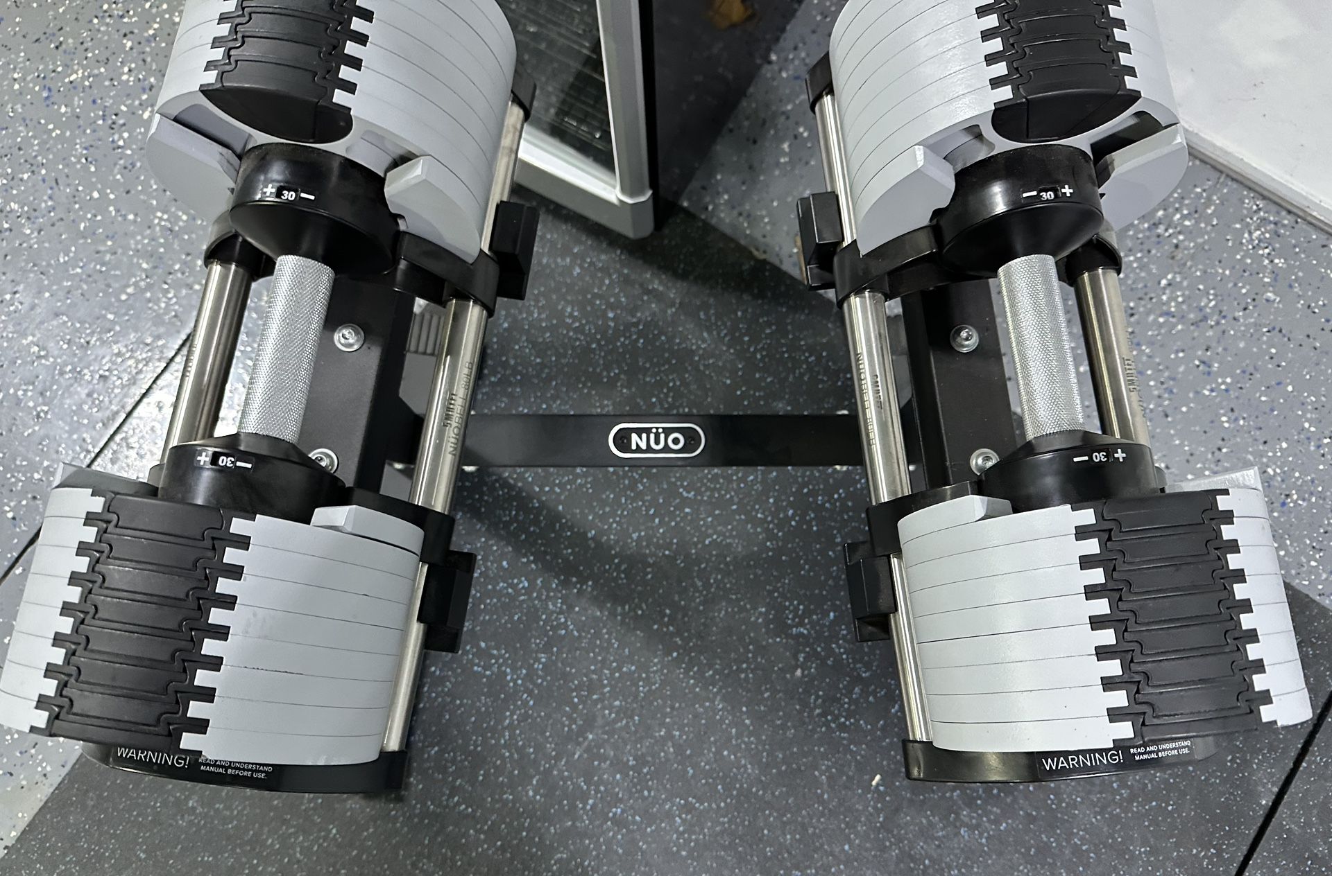 Adjustable Dumbells nuobell