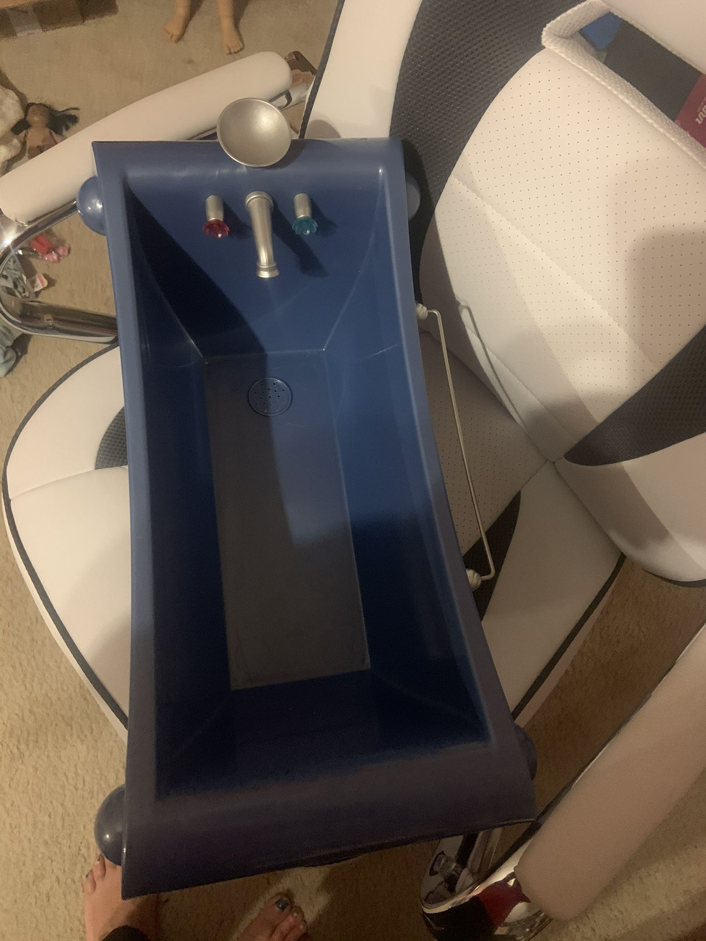 American Girl Retired Blue Bathtub For An 18” Doll