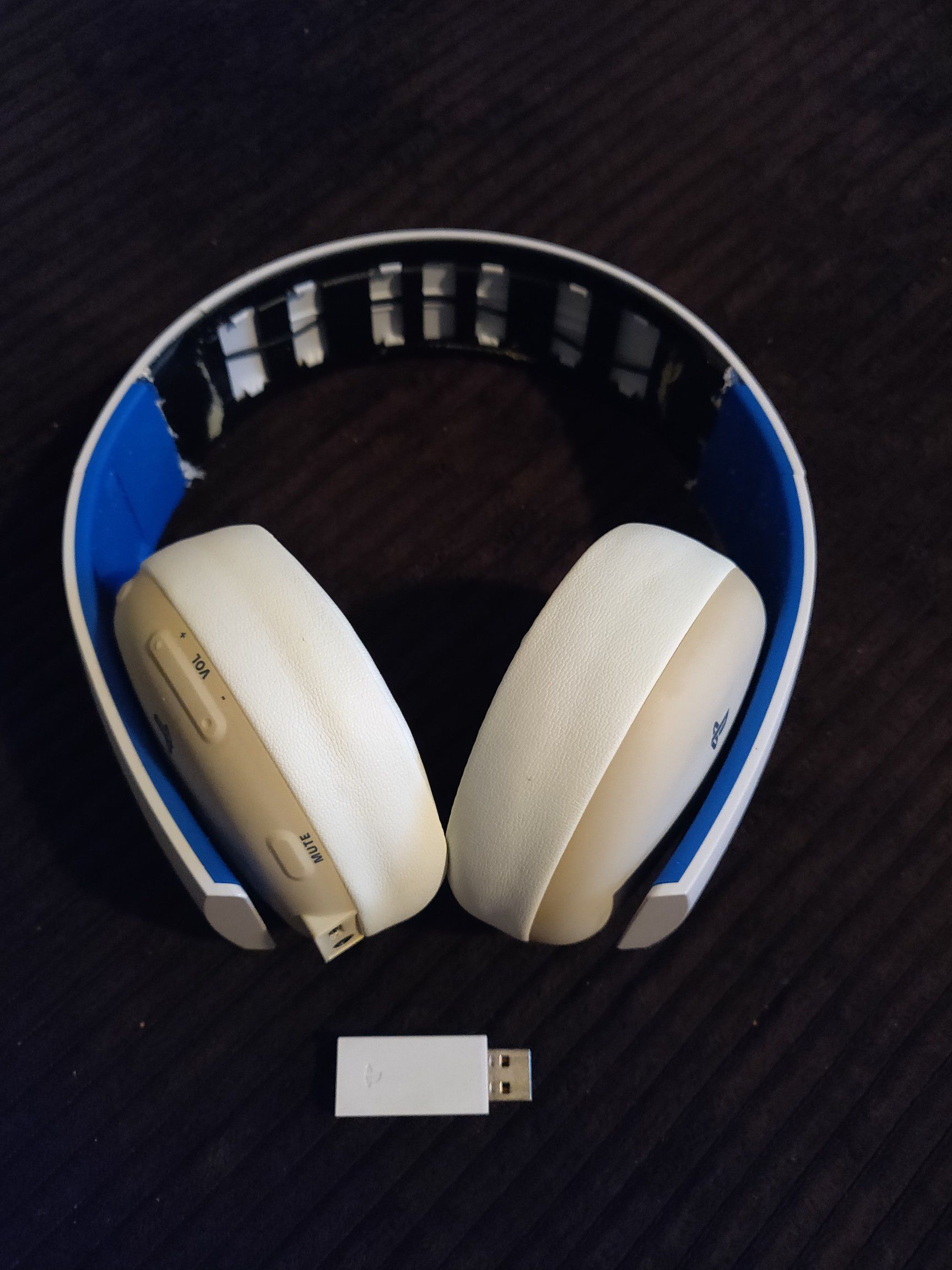 PS Gold wireless headset