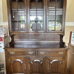 Vintage Pennsylvania house China hutch Display Cabinet dining buffet L54”*D19”*H81”(address in description)  👇delivery 🚚 available within 15 miles w