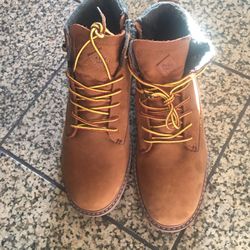 Reef Boots New Condition Size 10