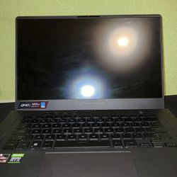 Gaming Laptop with monitor and keyboard 