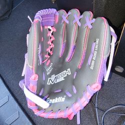 Franklin Sports 9.5'' Meshtek Glove