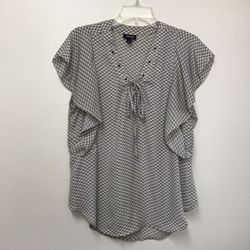 Women’s a.n.a. 100% polyester cap sleeve pull over top… Size-large 