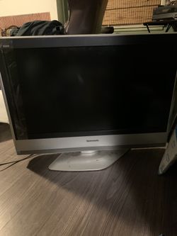 Panasonic 32” Tv