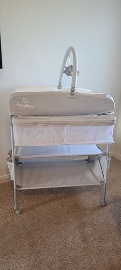 BabyBond Portable Baby Changing Table