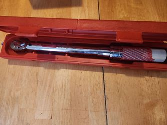 Snap-on 3 / 8 drive torque wrench