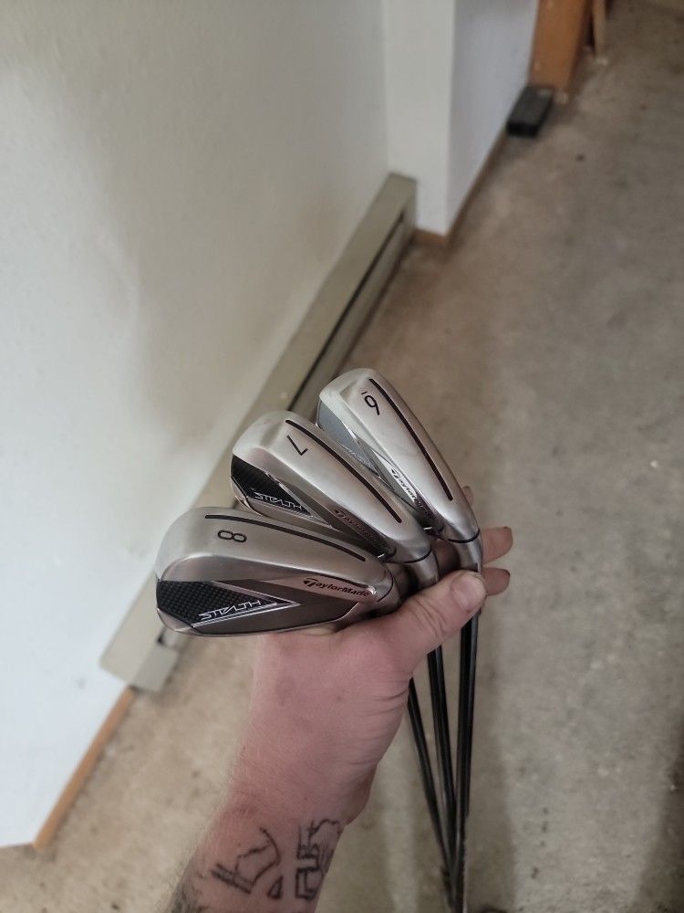 TaylorMade Stealth Plus Driver 2022 - Manche HZRDUS Smoke Red RDX Gauche Regulier 10 5