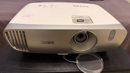 BENQ HT2050A Projector w/ Fire Stick 4K Max