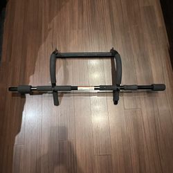 Pull Up Bar